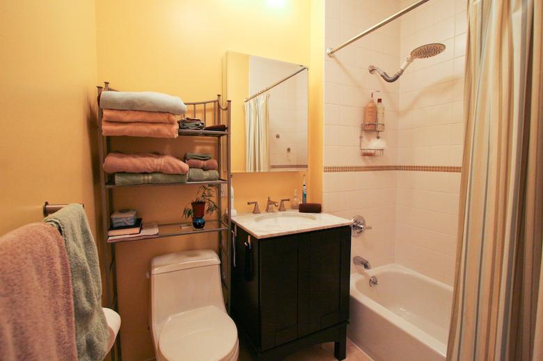 2nd bathroom